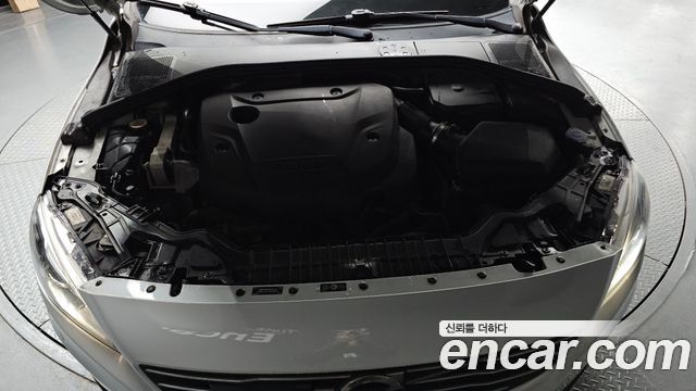 Volvo S60 2017 — photo 6