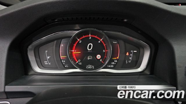 Volvo S60 2017 — photo 8