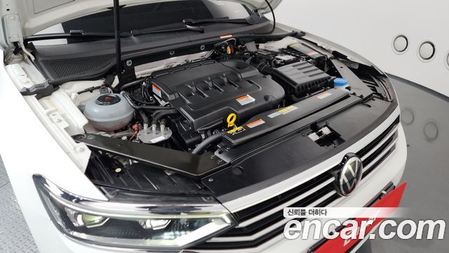 Volkswagen Passat 2021 — photo 6