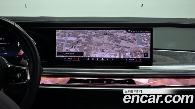 BMW 7-Series 2023 — photo 14