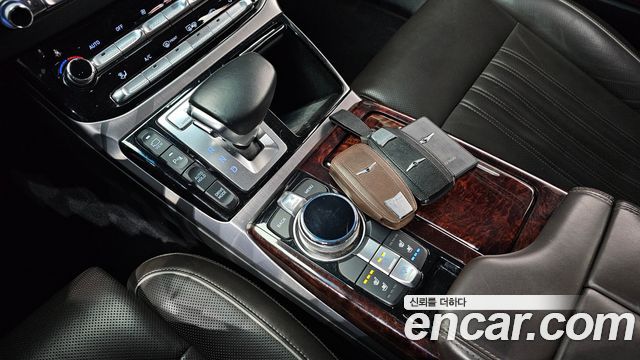 Genesis EQ900 2016 — photo 9