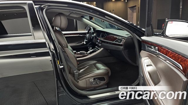 Genesis EQ900 2016 — photo 11