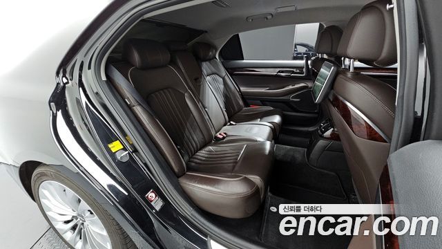 Genesis EQ900 2016 — photo 12