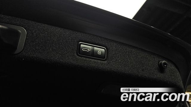 Genesis EQ900 2016 — photo 20