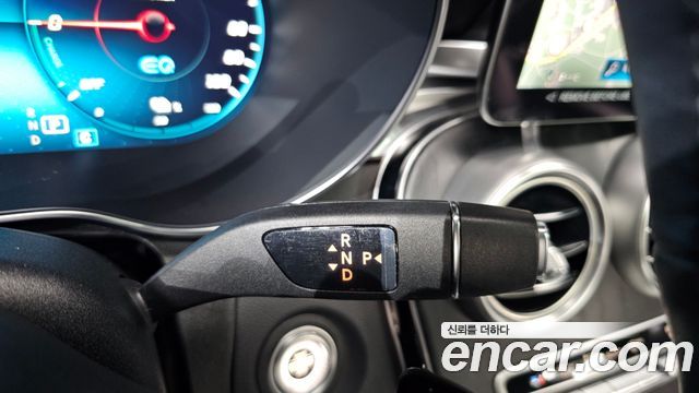 Mercedes-Benz GLC-Class 2023 — photo 9
