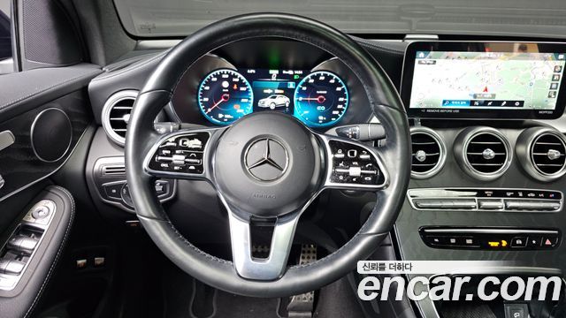 Mercedes-Benz GLC-Class 2023 — photo 13