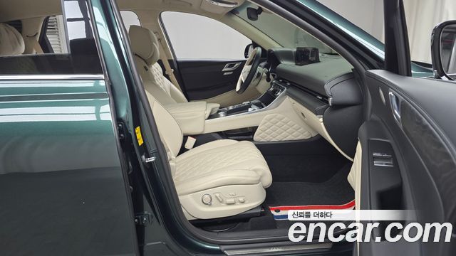 Genesis GV80 2023 — photo 11