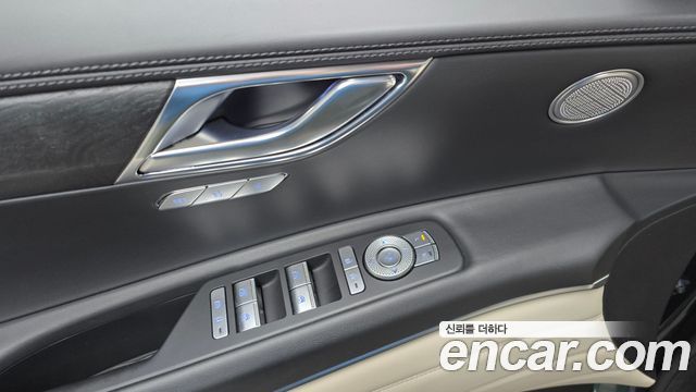 Genesis GV80 2023 — photo 17