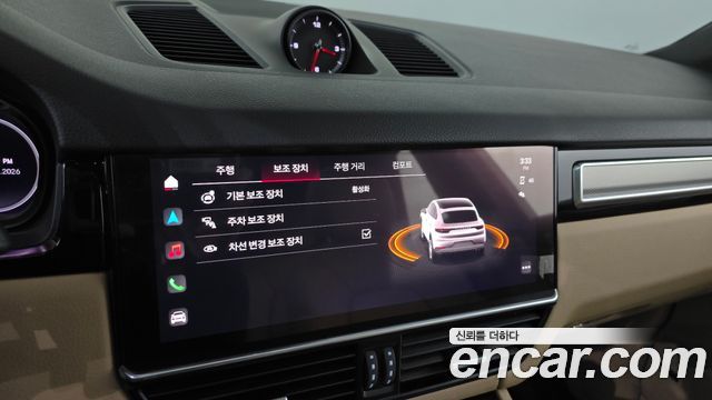 Porsche Cayenne 2022 — photo 16