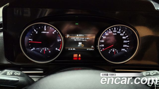 Kia Canival 2021 — photo 8