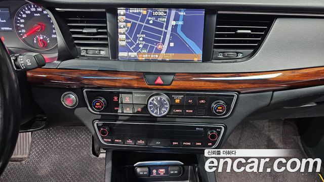 Kia K7 2016 — photo 14