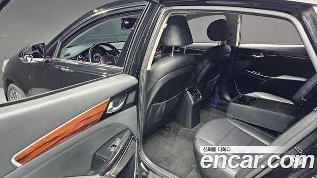 Kia K7 2016 — photo 17