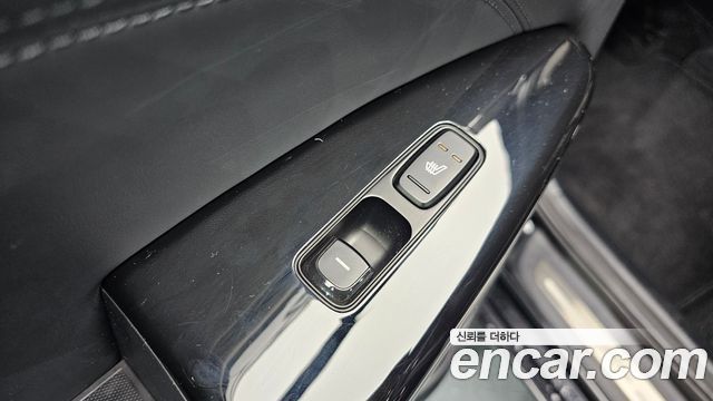 Kia K7 2016 — photo 18