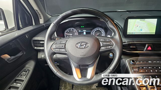 Hyundai Santafe 2022 — photo 13