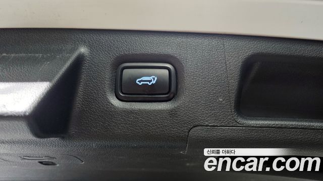 Hyundai Santafe 2022 — photo 19