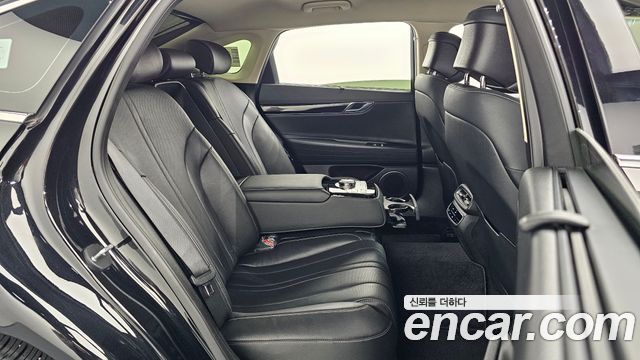 Genesis G80 2023 — photo 12