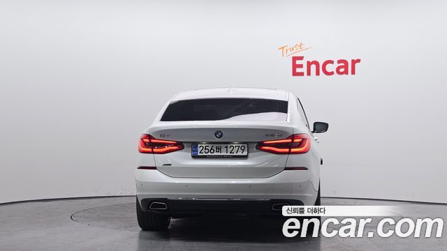 BMW Gran Turismo 2022 — photo 4