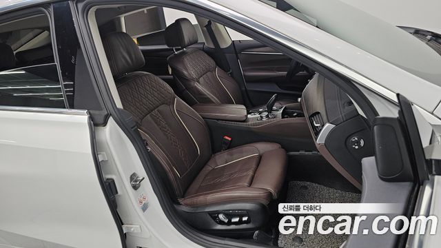 BMW Gran Turismo 2022 — photo 11