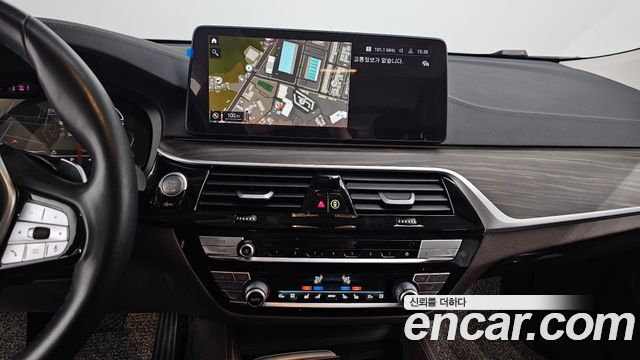 BMW Gran Turismo 2022 — photo 14