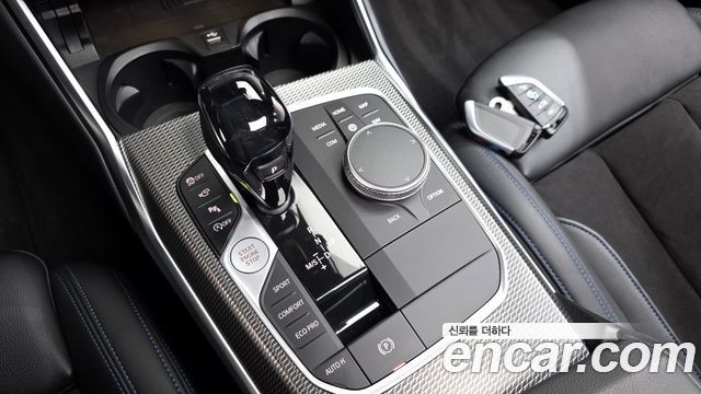 BMW 3-Series 2021 — photo 9