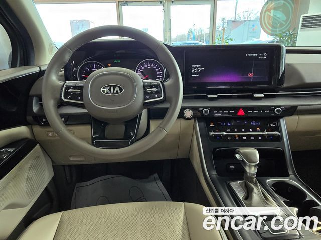 Kia Canival 2021 — photo 12