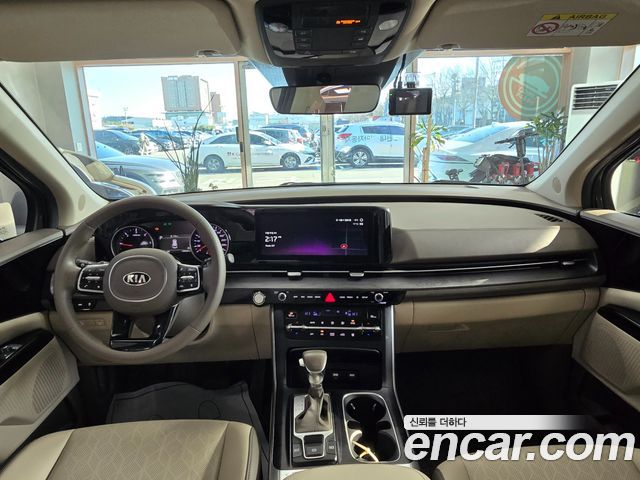 Kia Canival 2021 — photo 13