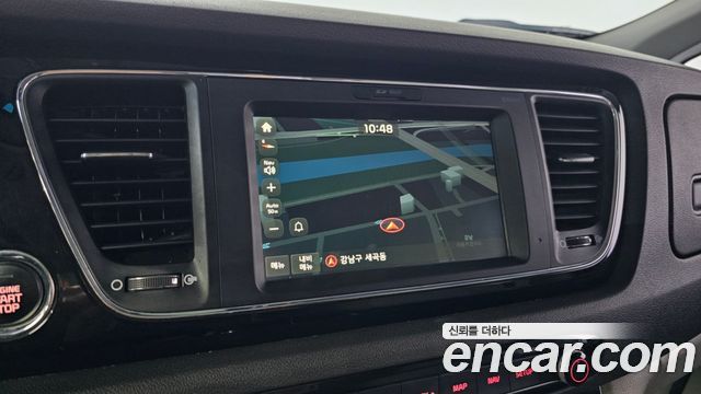 Kia Canival 2018 — photo 15