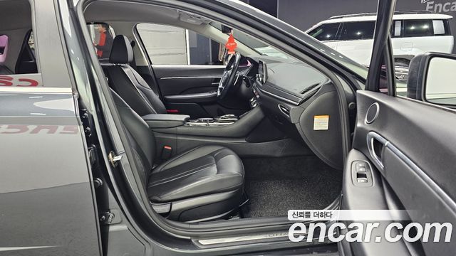 Hyundai Sonata 2020 — photo 11