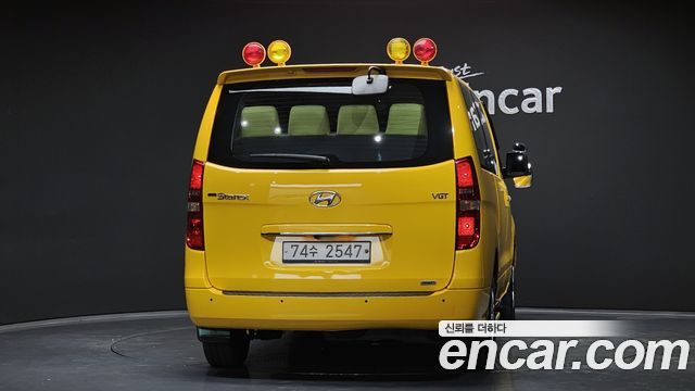 Hyundai Starex 2015 — photo 4