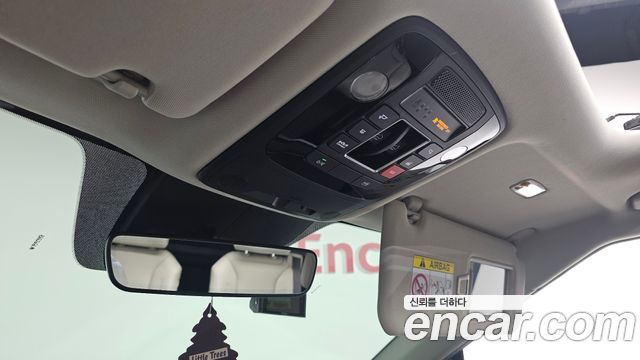 Kia Canival 2023 — photo 17