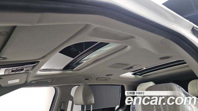 Kia Canival 2023 — photo 19
