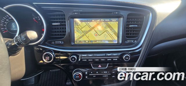Kia K5 2014 — photo 9