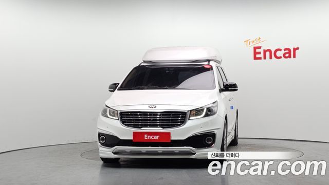 Kia Canival 2018 — photo 3