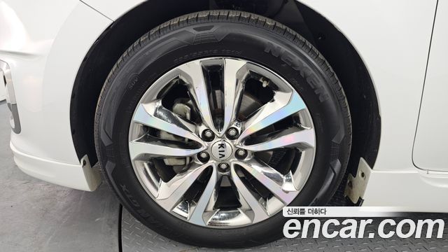 Kia Canival 2018 — photo 5