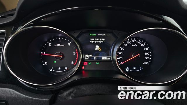 Kia Canival 2018 — photo 8