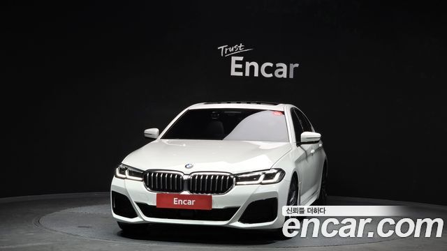 BMW 5-Series 2022 — photo 3
