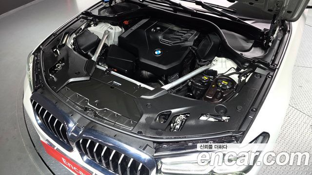 BMW 5-Series 2022 — photo 6