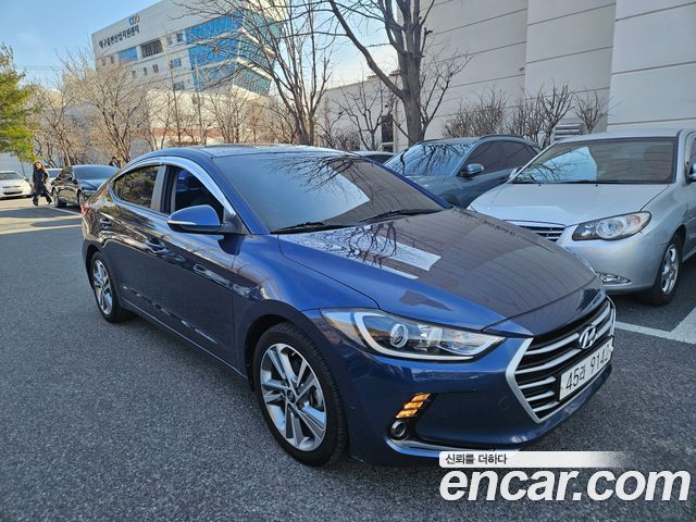Hyundai AVANTE 2018 — photo 3