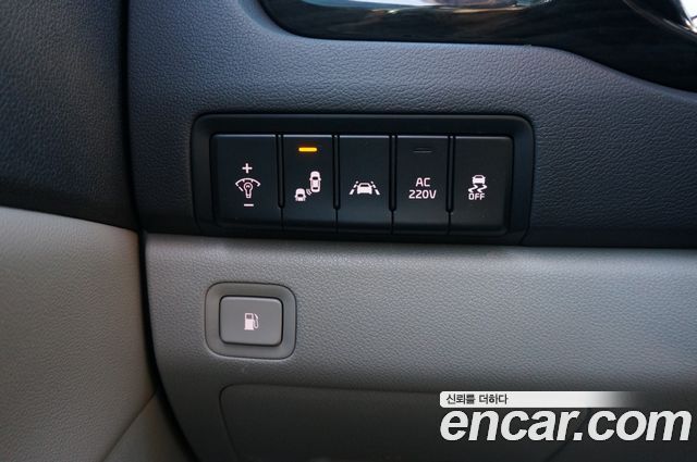 Kia Canival 2019 — photo 10
