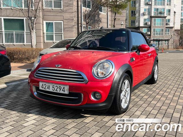 Mini Cooper Convertible 2015 — photo 1