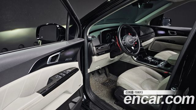 Kia Canival 2022 — photo 11