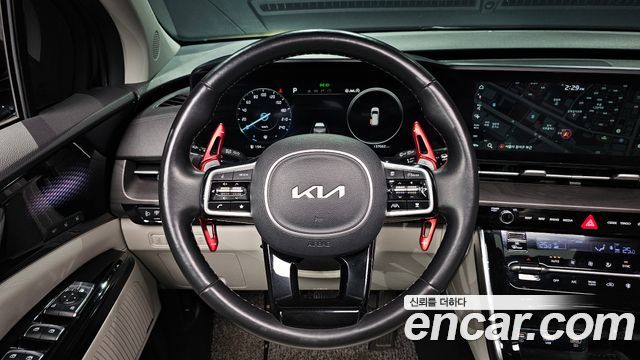 Kia Canival 2022 — photo 13