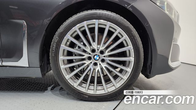 BMW 7-Series 2022 — photo 5