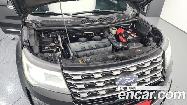 Ford Explorer 2016 — photo 6