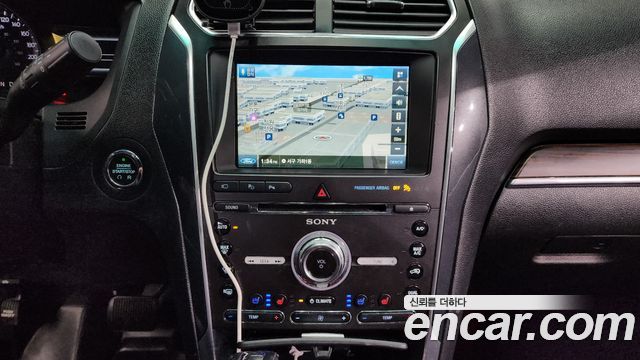 Ford Explorer 2016 — photo 14
