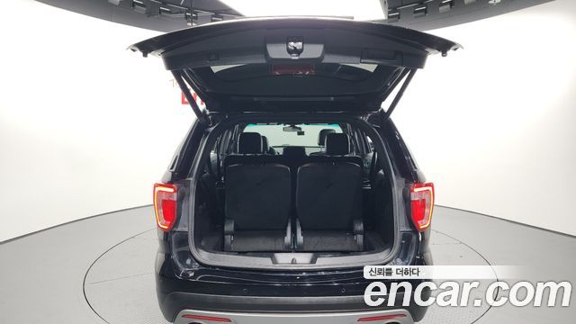 Ford Explorer 2016 — photo 20