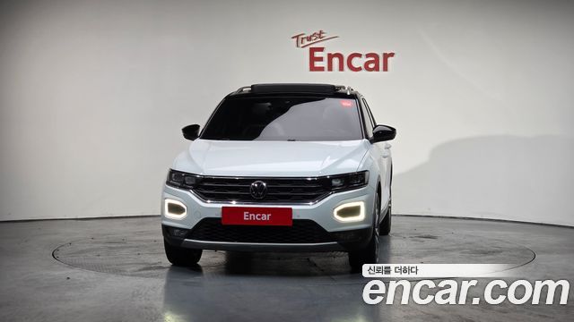 Volkswagen T-Roc 2022 — photo 3