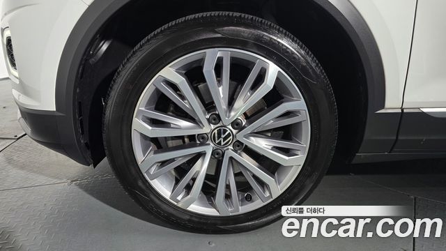 Volkswagen T-Roc 2022 — photo 5