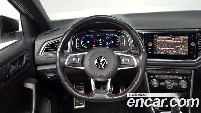 Volkswagen T-Roc 2022 — photo 13