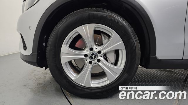 Mercedes-Benz GLC-Class 2017 — photo 5